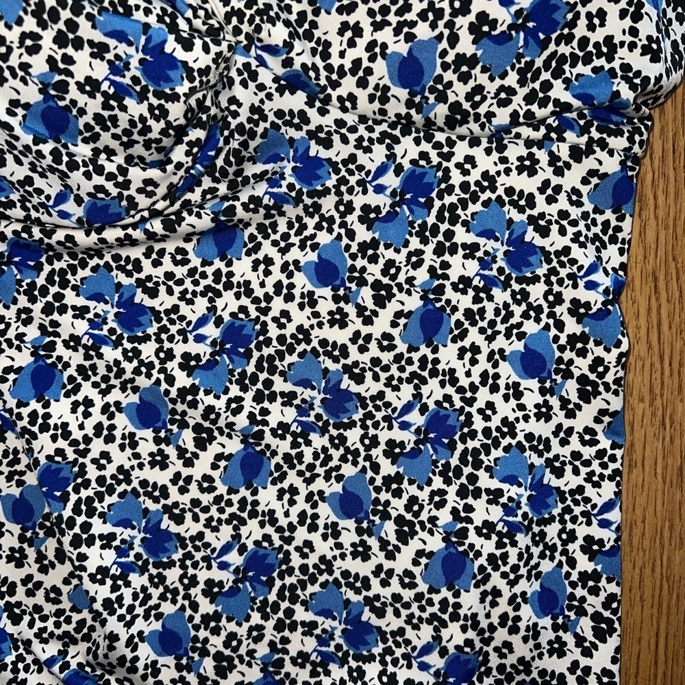 Express Bodysuit - Picture 2 of 7